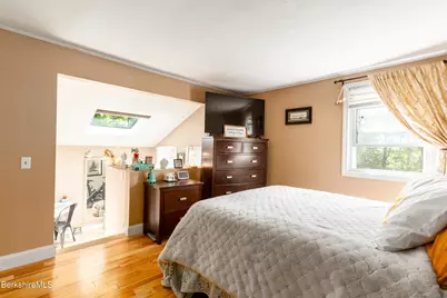 818 Partridge Rd, Lanesborough, MA 01237 - Photo 31