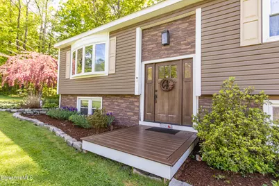 818 Partridge Rd, Lanesborough, MA 01237 - Photo 5