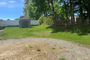 340 Elm St, Pittsfield, MA 01201 - Photo 43