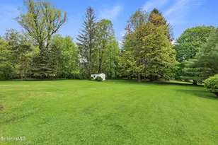555 Marble St, Lee, MA 01238 - Photo 25