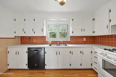 555 Marble St, Lee, MA 01238 - Photo 11