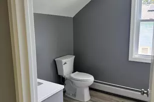 34 Hungerford St, Pittsfield, MA 01201 - Photo 25