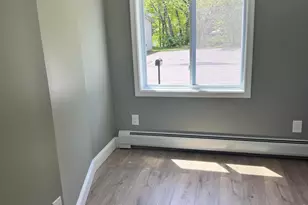 34 Hungerford St, Pittsfield, MA 01201 - Photo 13