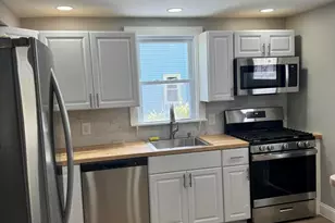 34 Hungerford St, Pittsfield, MA 01201 - Photo 11