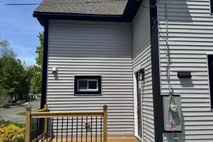 34 Hungerford St, Pittsfield, MA 01201 - Photo 5