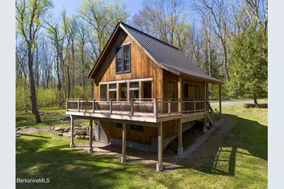 261 East St, Mount Washington, MA 01258 - Photo 3