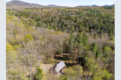 261 East St, Mount Washington, MA 01258 - Photo 35