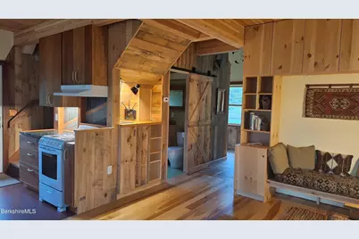 261 East St, Mount Washington, MA 01258 - Photo 13