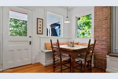 7 Brainard Ave, Great Barrington, MA 01230 - Photo 11
