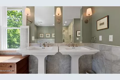 7 Brainard Ave, Great Barrington, MA 01230 - Photo 23