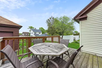 142 Benedict Rd, Pittsfield, MA 01201 - Photo 25