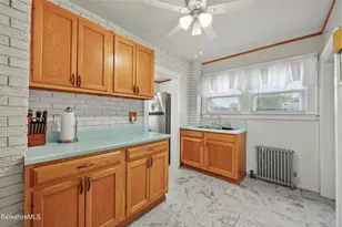 142 Benedict Rd, Pittsfield, MA 01201 - Photo 11
