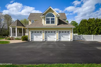 9 East Rd, Adams, MA 01220 - Photo 5