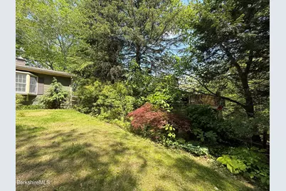 6 Beacon Hill, Great Barrington, MA 01230 - Photo 45