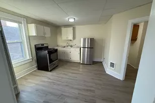 88 Summer St, Adams, MA 01220 - Photo 3