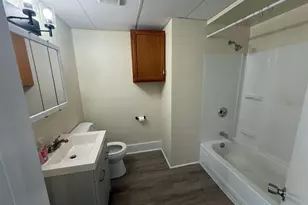 88 Summer St, Adams, MA 01220 - Photo 5