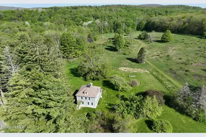86 Miner Rd, Lanesborough, MA 01237 - Photo 15