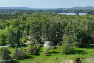 86 Miner Rd, Lanesborough, MA 01237 - Photo 17