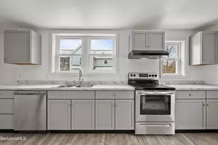 34 Daniels Ave, Pittsfield, MA 01201 - Photo 13