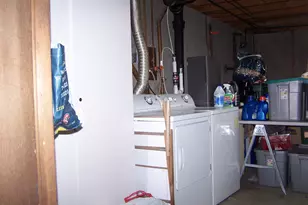 124 Walker St, North Adams, MA 01247 - Photo 29