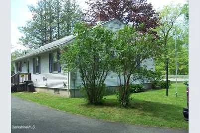 124 Walker St, North Adams, MA 01247 - Photo 3