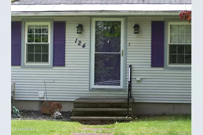 124 Walker St, North Adams, MA 01247 - Photo 11