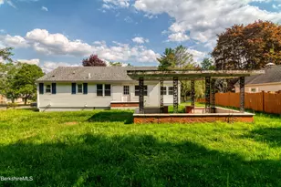 145 Connecticut Ave, Pittsfield, MA 01201 - Photo 3