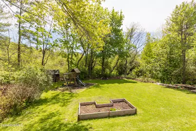 54 Charles St, Williamstown, MA 01267 - Photo 31