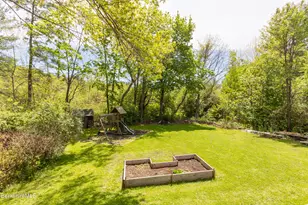 54 Charles St, Williamstown, MA 01267 - Photo 31