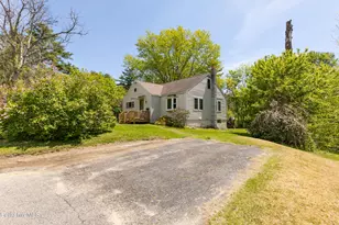 54 Charles St, Williamstown, MA 01267 - Photo 9