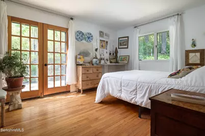 17 Holly Ln, Williamstown, MA 01267 - Photo 13