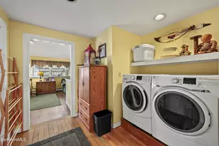 924 Henderson Rd, Williamstown, MA 01267 - Photo 19