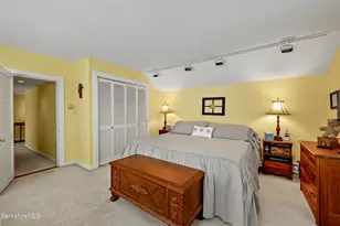 924 Henderson Rd, Williamstown, MA 01267 - Photo 21