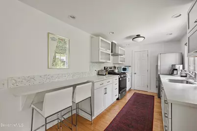 22 Goodrich St, Stockbridge, MA 01262 - Photo 17