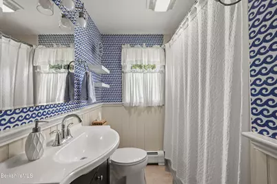 22 Goodrich St, Stockbridge, MA 01262 - Photo 23