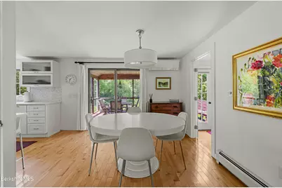 22 Goodrich St, Stockbridge, MA 01262 - Photo 9