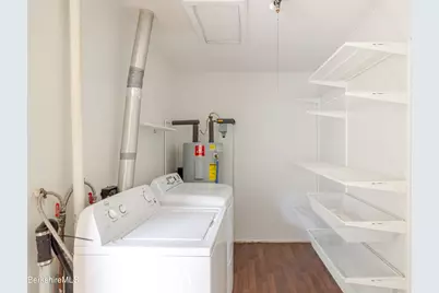 11 Wyantenuck St, Great Barrington, MA 01236 - Photo 9