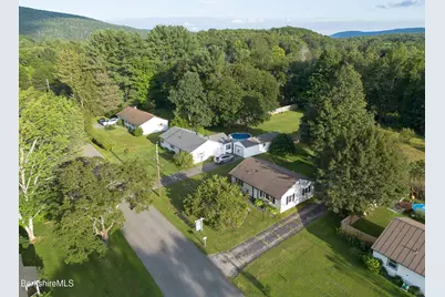 11 Wyantenuck St, Great Barrington, MA 01236 - Photo 29