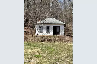 427 West Rd, Clarksburg, MA 01247 - Photo 3