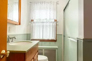 347 Maple St, Hinsdale, MA 01235 - Photo 13