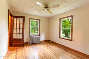347 Maple St, Hinsdale, MA 01235 - Photo 11