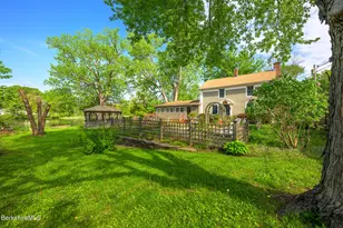 7 Swamp Rd, West Stockbridge, MA 01266 - Photo 37