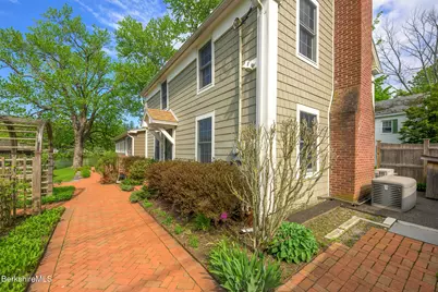 7 Swamp Rd, West Stockbridge, MA 01266 - Photo 3