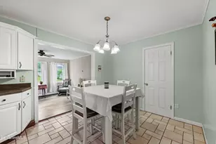 130 Franklin St, North Adams, MA 01247 - Photo 23