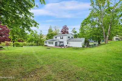 130 Franklin St, North Adams, MA 01247 - Photo 53