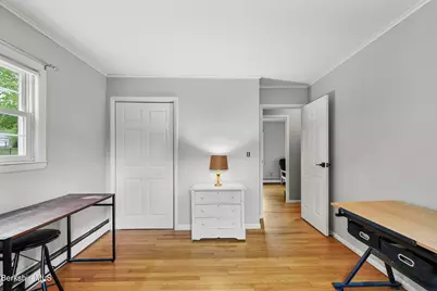 130 Franklin St, North Adams, MA 01247 - Photo 43
