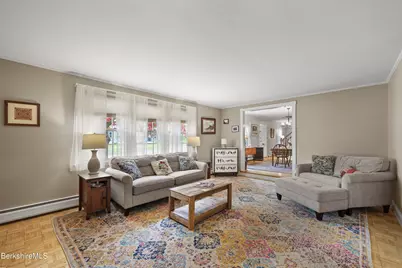130 Franklin St, North Adams, MA 01247 - Photo 9