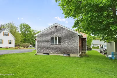 196 Phelps Ave, North Adams, MA 01247 - Photo 27