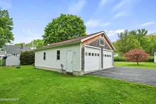 196 Phelps Ave, North Adams, MA 01247 - Photo 29