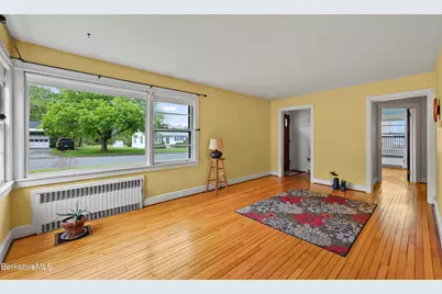 196 Phelps Ave, North Adams, MA 01247 - Photo 9